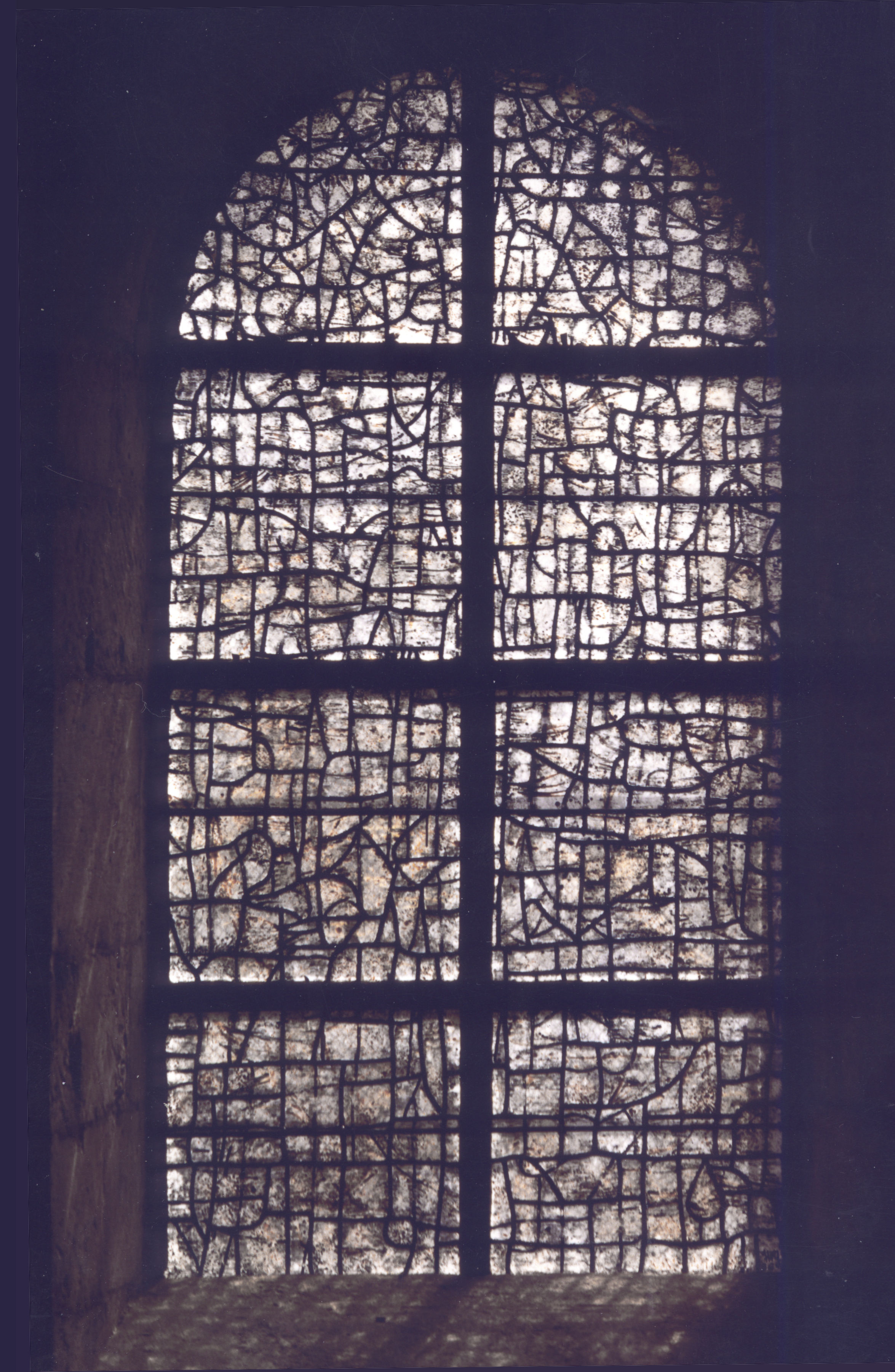 Deux vitraux dans le transept